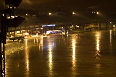 Tempelhof bei Nacht 2