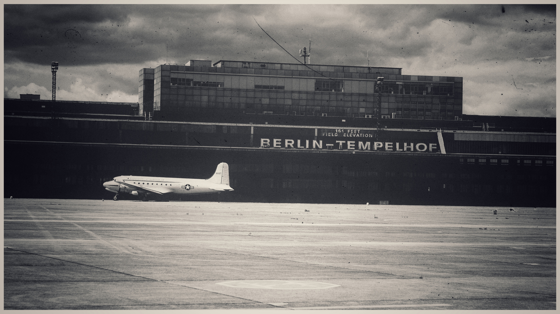 - Tempelhof -