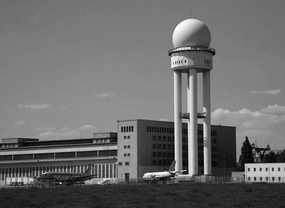 Tempelhofer Feld 2011 I