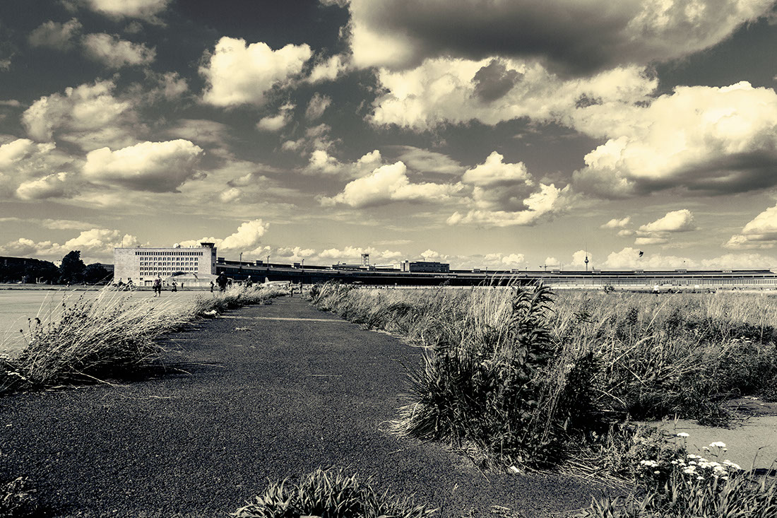 Tempelhofer Feld II