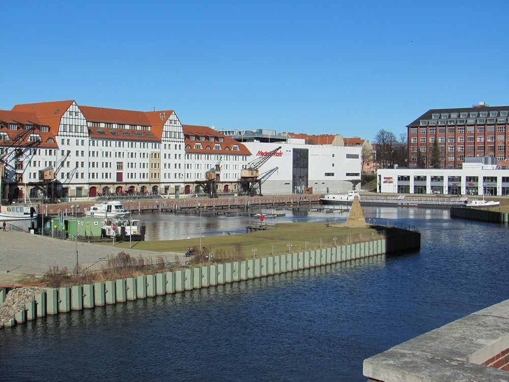 Tempelhofer Hafen