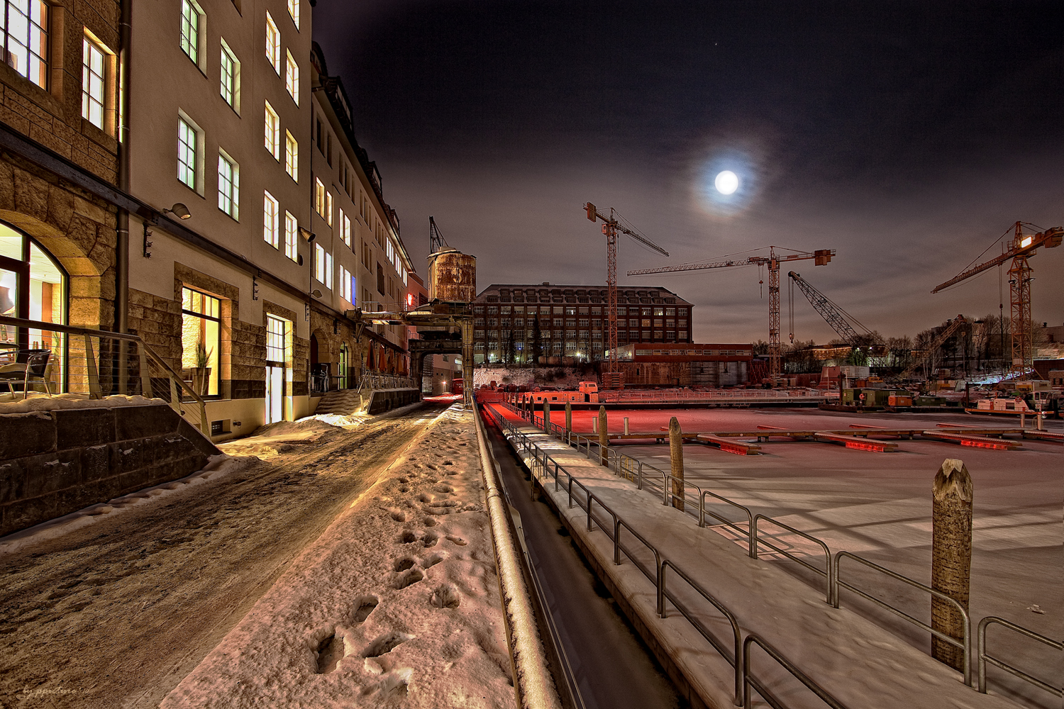 Tempelhofer Hafen im Winterschlaf