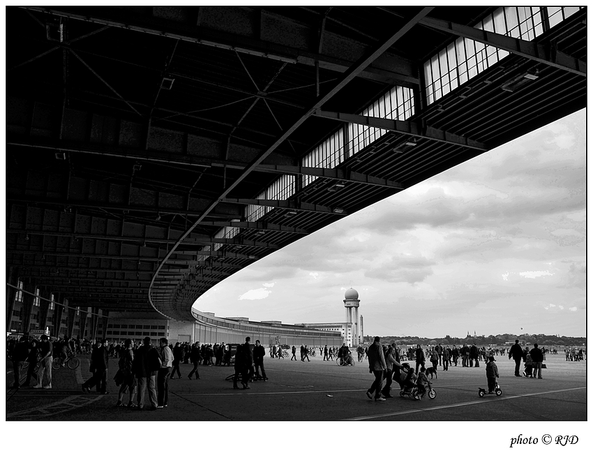 Tempelhofer Rundbogenfenster