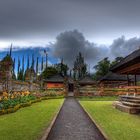 Tempelkomplex am Bratan See auf Bali