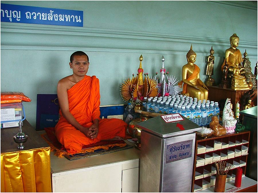 Tempelmönch in Bangkok