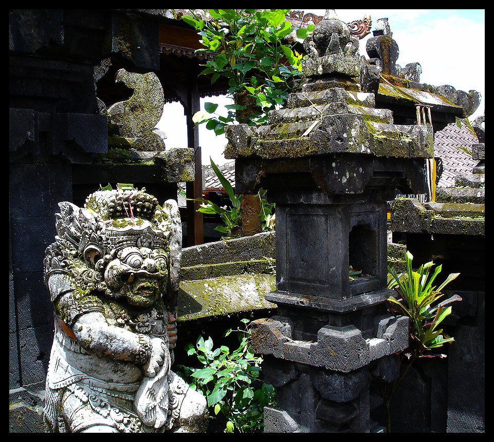 Tempelwächter- Bali Indonesien 2005