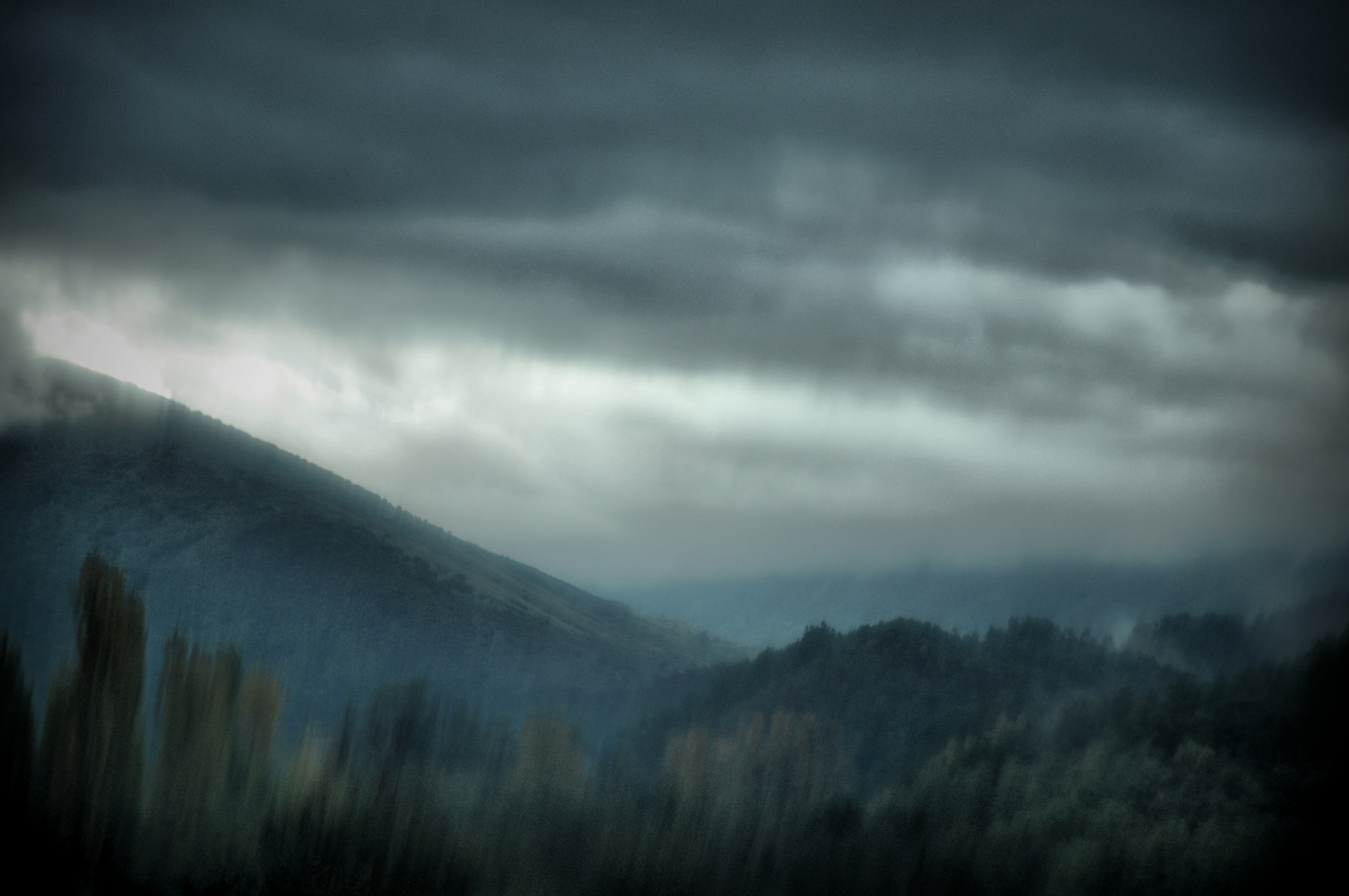 tempesta in lontananza