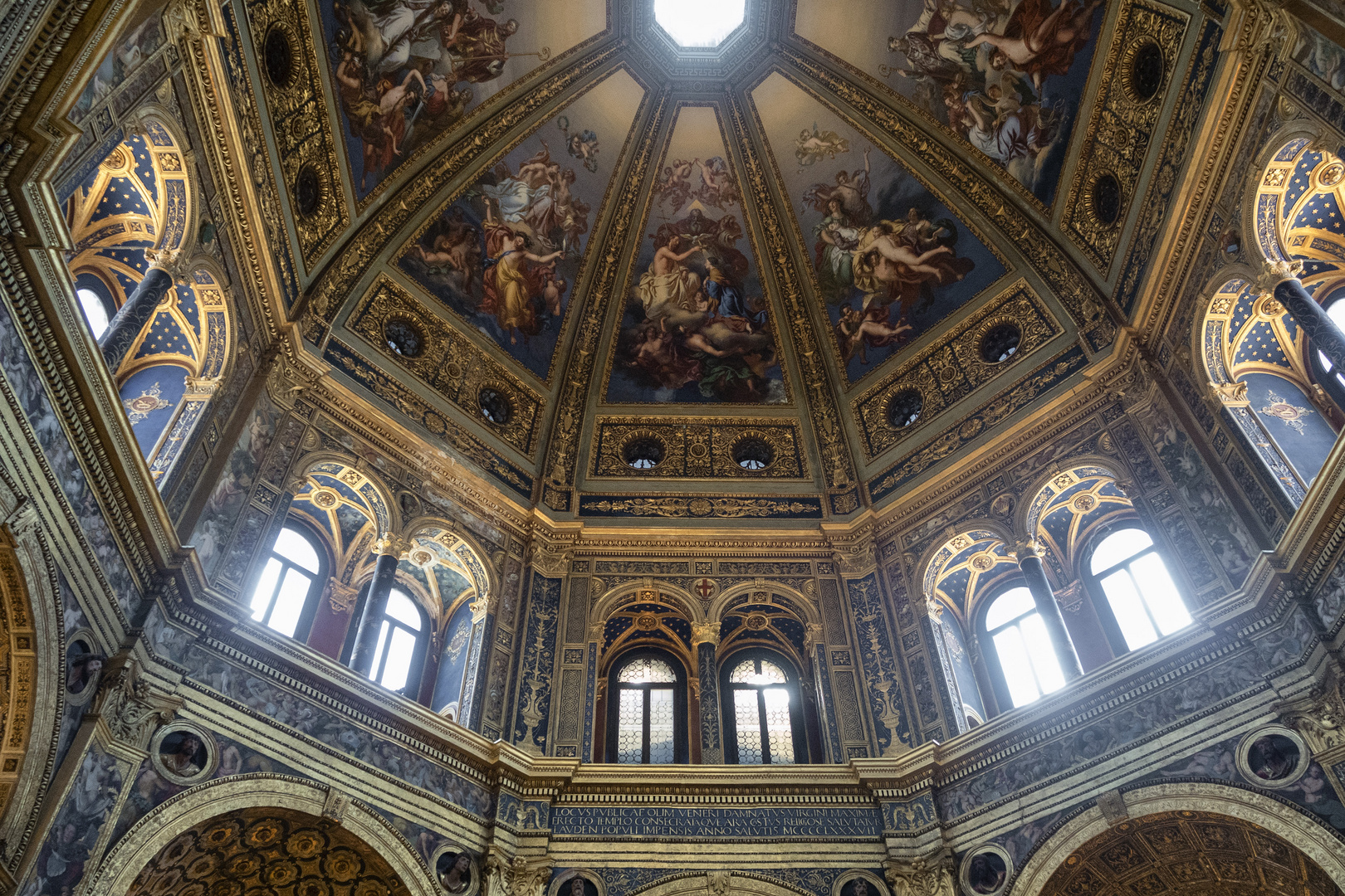 Tempio Civico della Beata Vergine Incoronata, Lodi