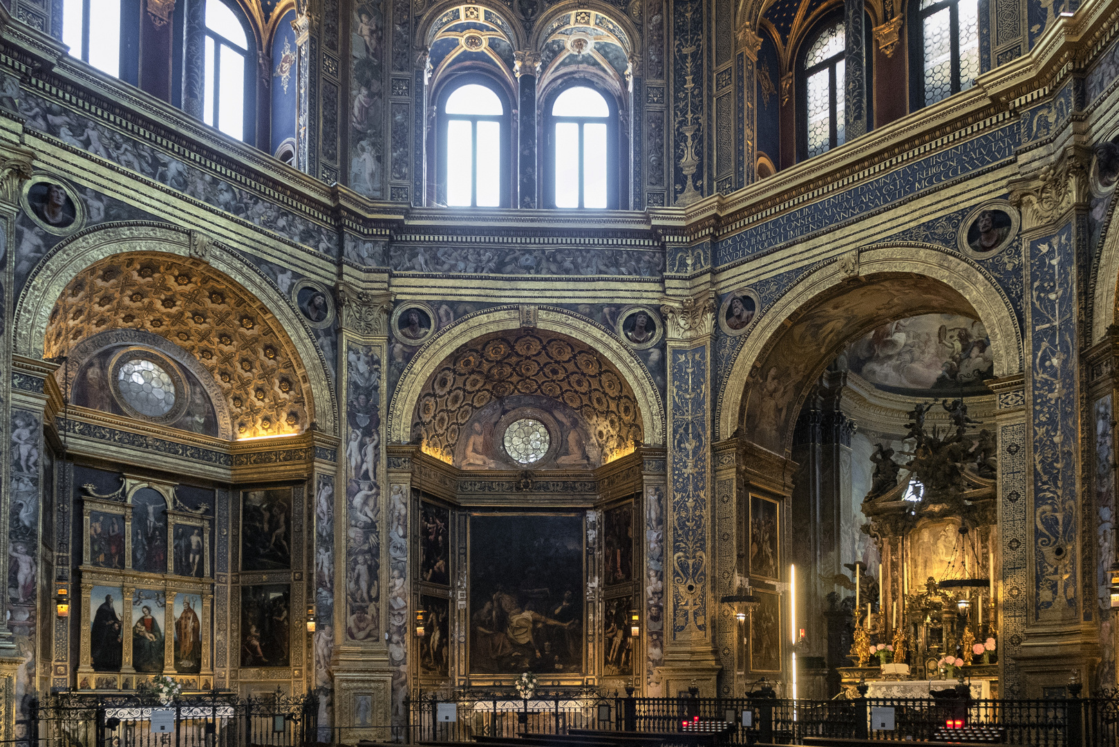 Tempio Civico della Beata Vergine Incoronata, Lodi