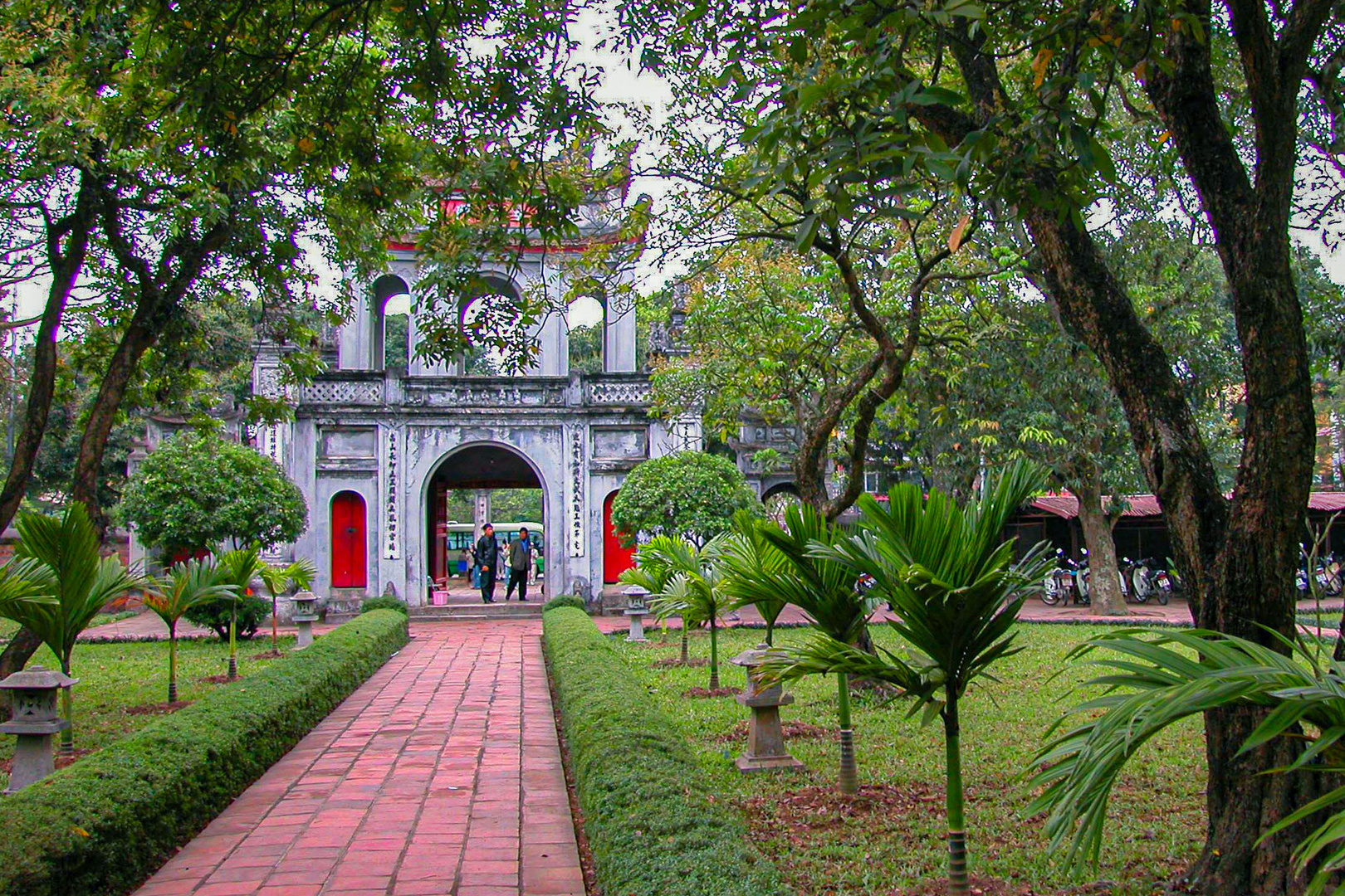 Temple of Literature to the first court yard