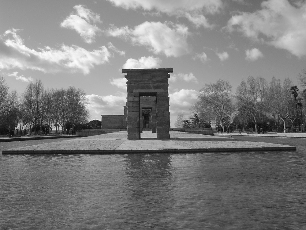 TEMPLO DE DEBO (MADRID)