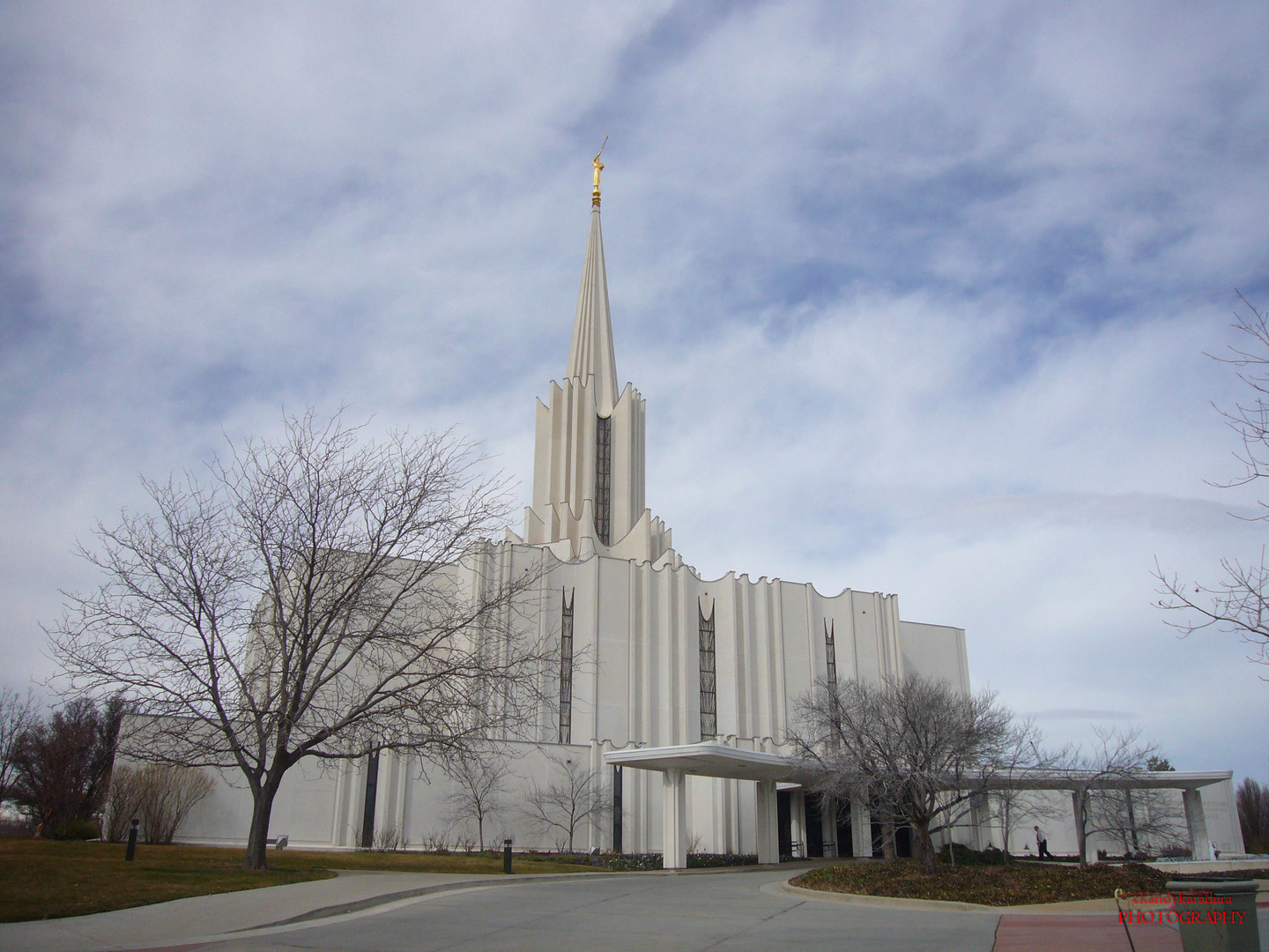 TEMPLO DE JORDAN RIVER