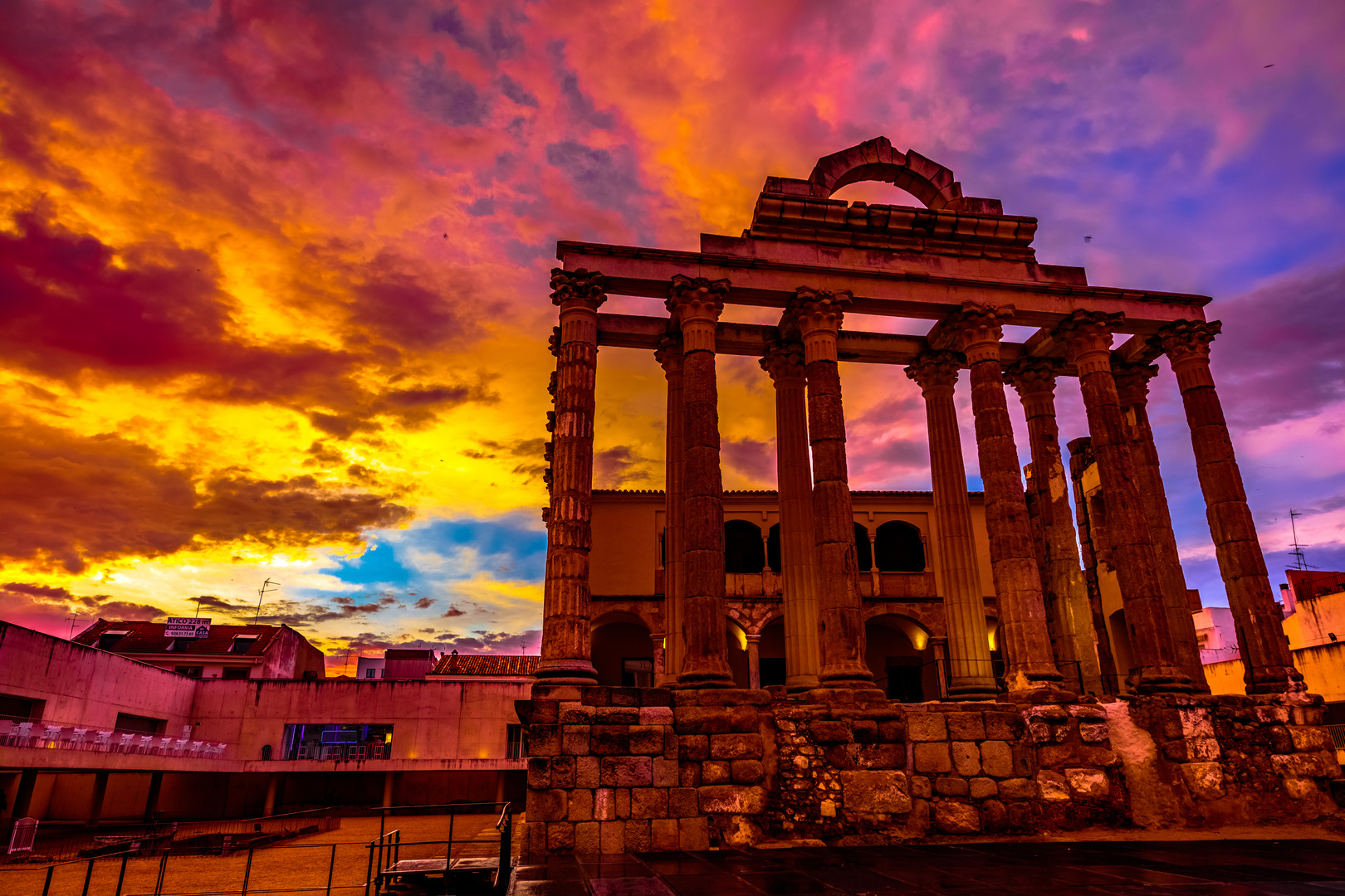 templo Diana, Mérida sunset