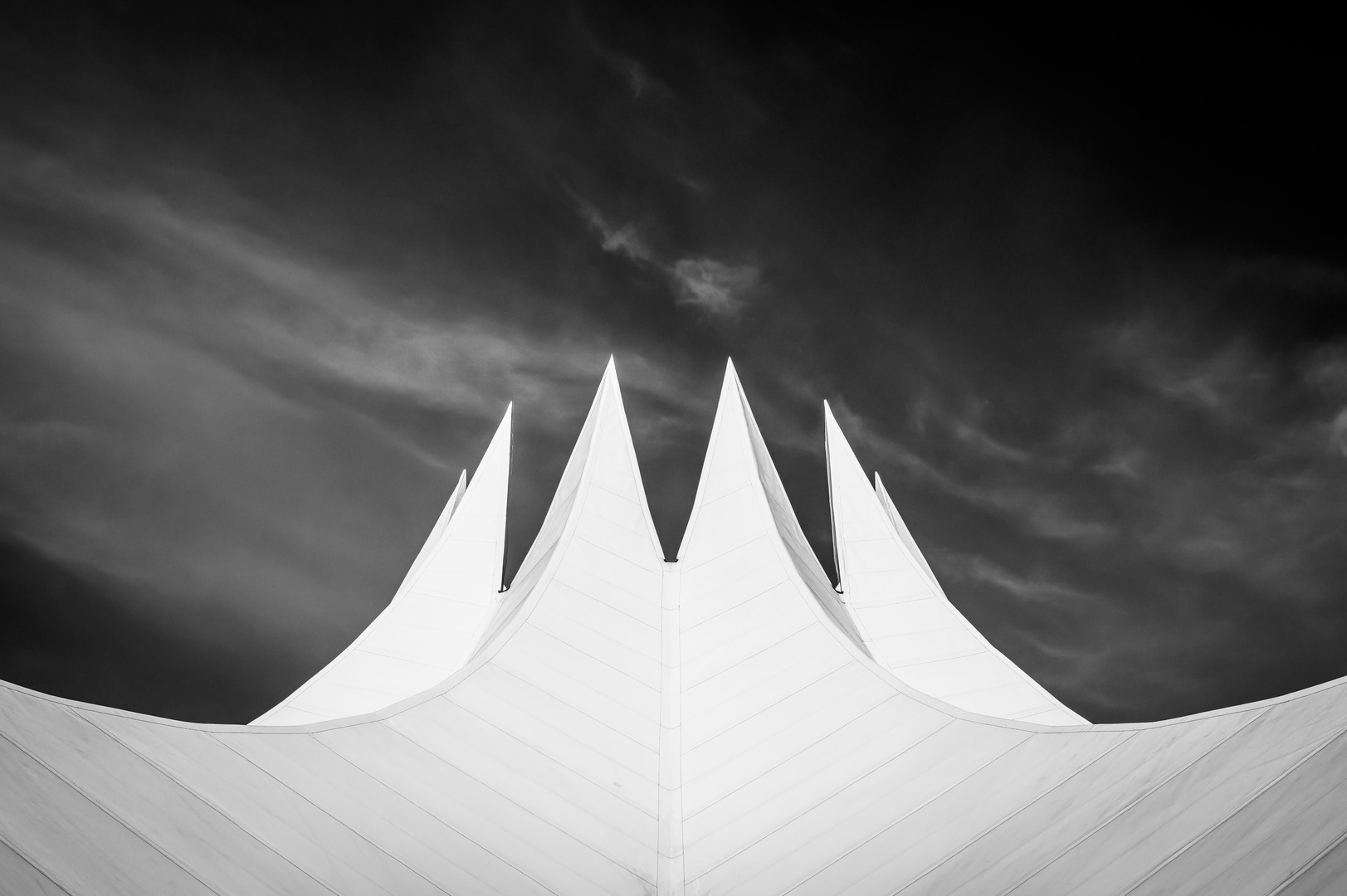 Tempodrom Berlin BW 