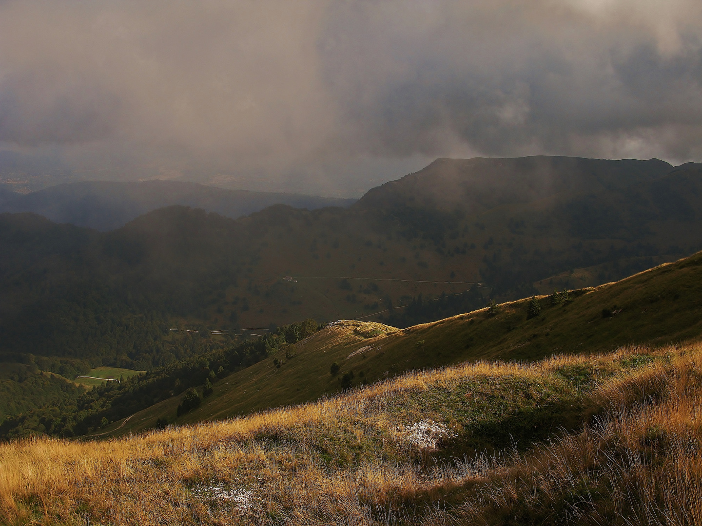 TEMPORALE ESTIVO SUL GRAPPA