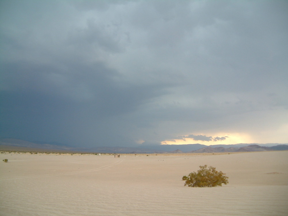 temporale nel deserto