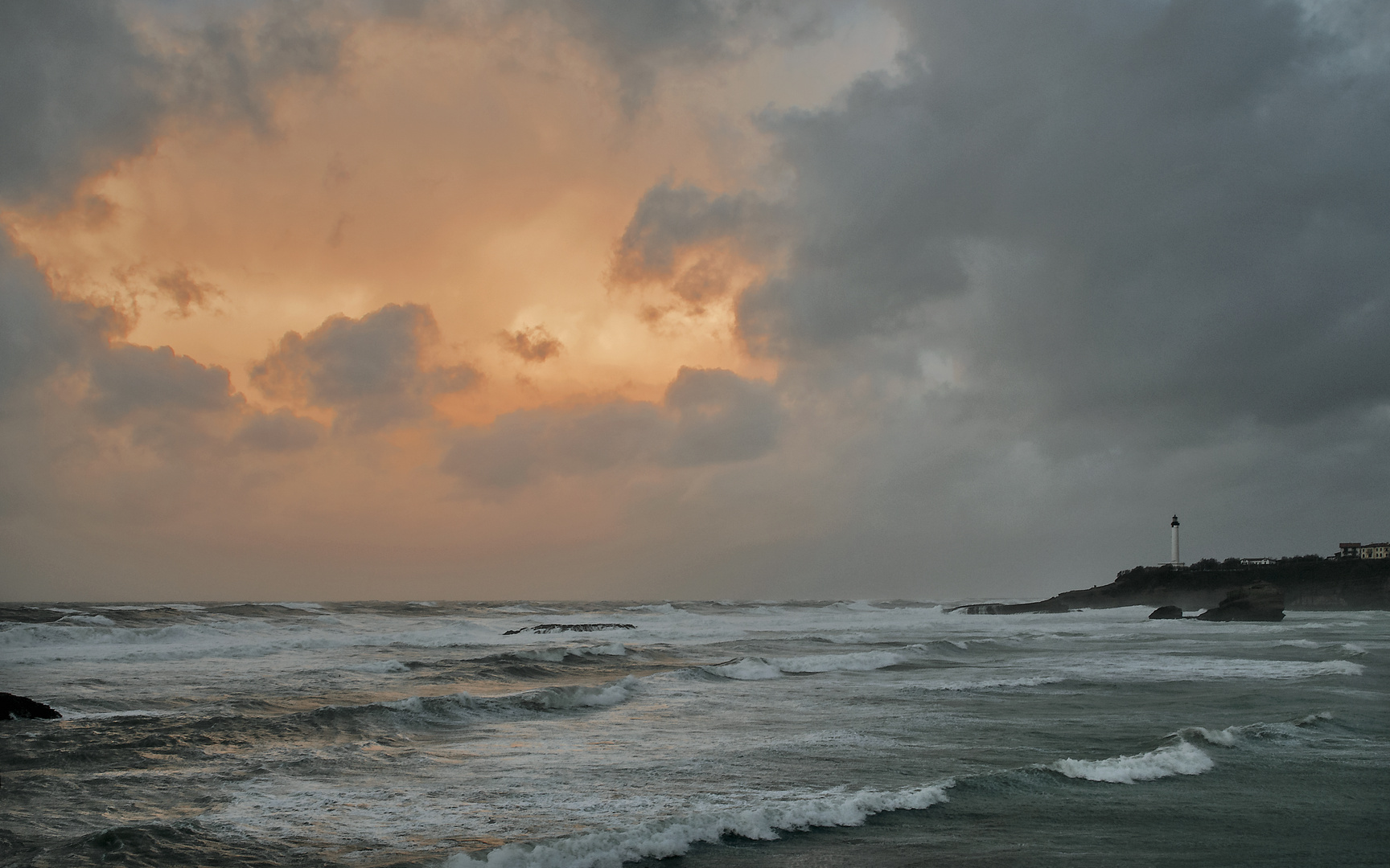 Tempête sur Biarritz