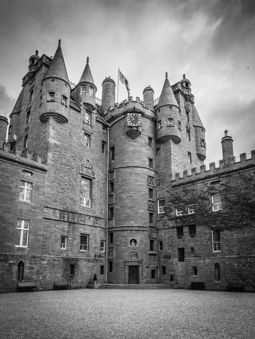 ten forty Glamis Castle Time