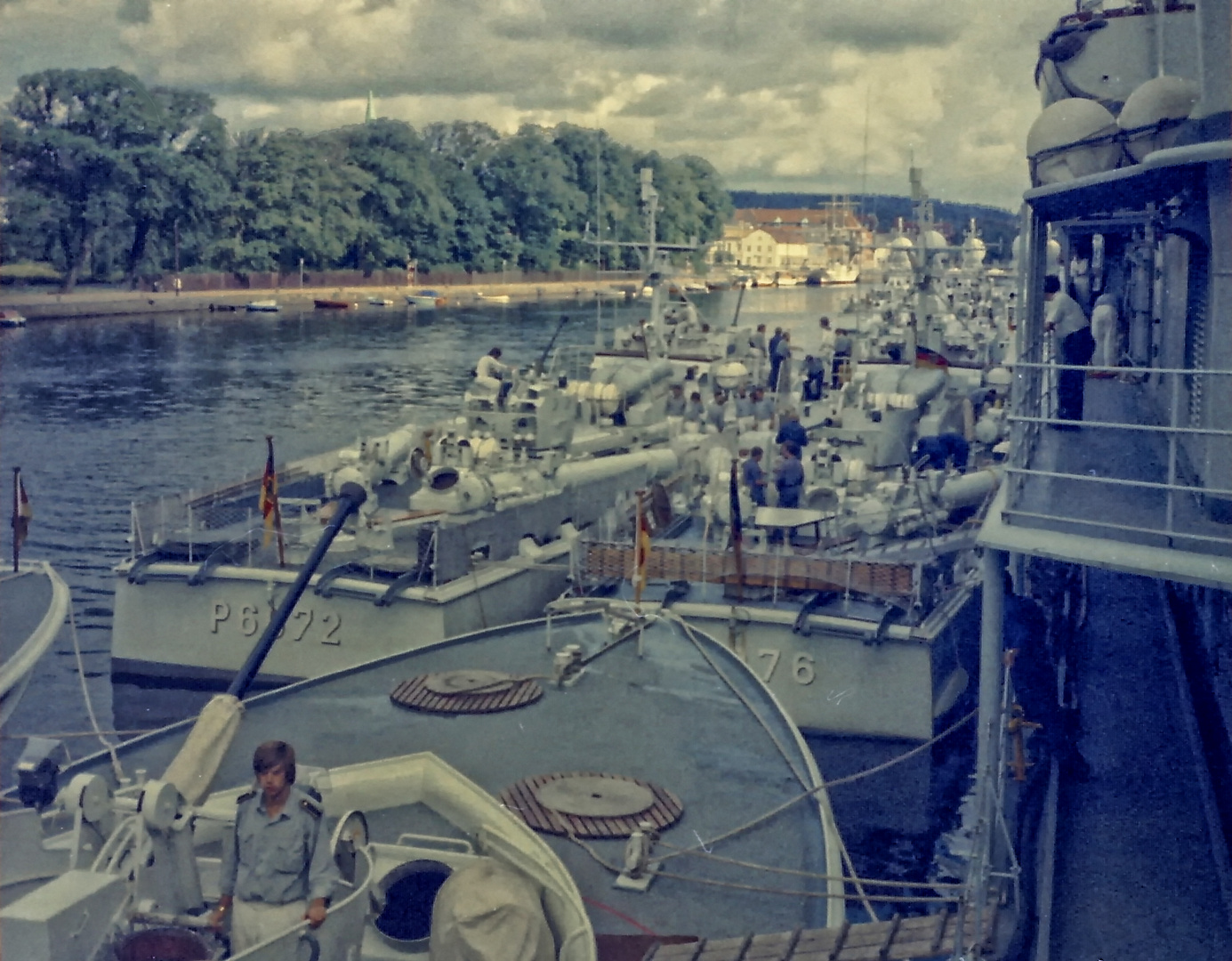 Tender "Elbe" mit Schnellbooten der 141er Klasse des 2.Schnellbootgeschwaders (1969)