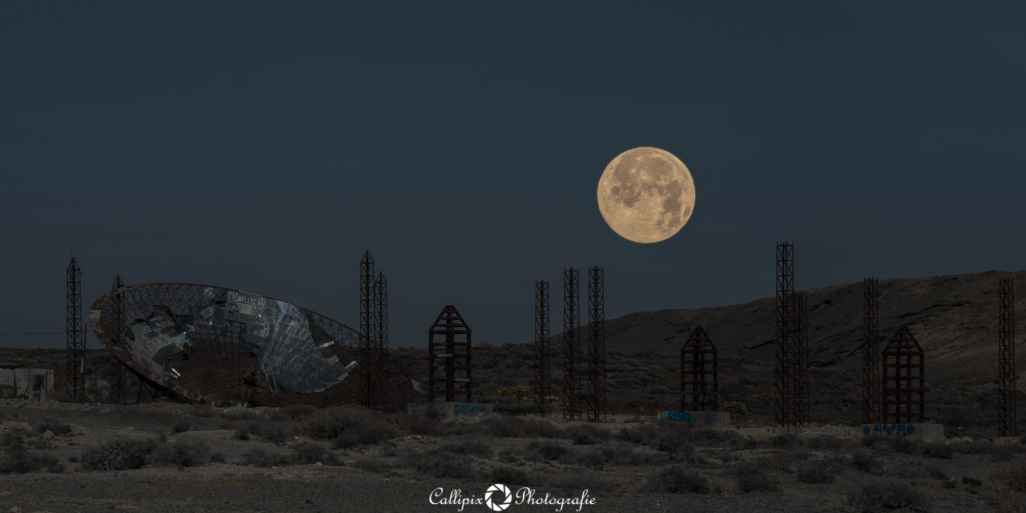 Tenerife Lost Place y la Luna