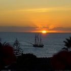 Teneriffa, Sonnenuntergang mit Segelschiff