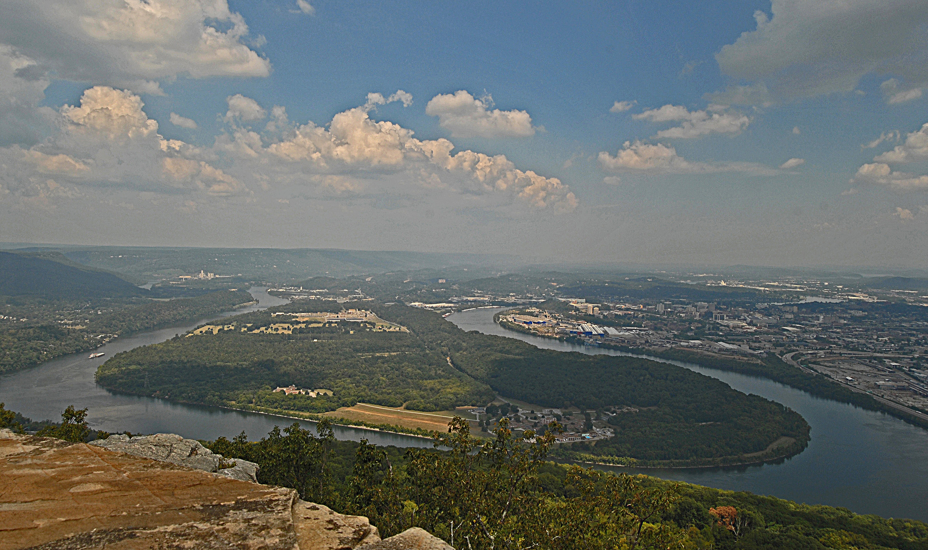 Tennessee River