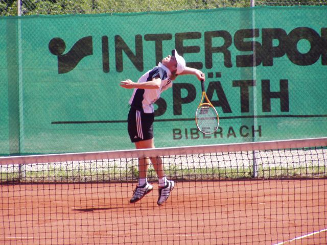 Tennisaufschlag Amateur