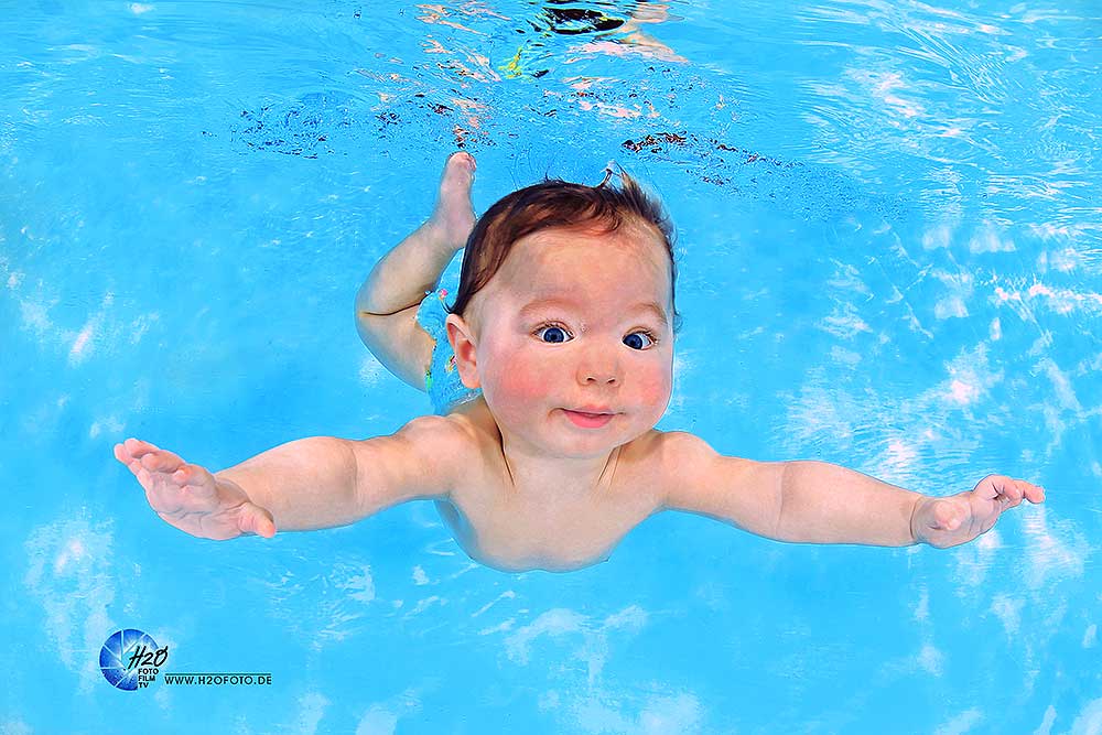 Termin Unterwasser Fotos vom Babyschwimmen / Schwimmkurs mit H2OFoto.de