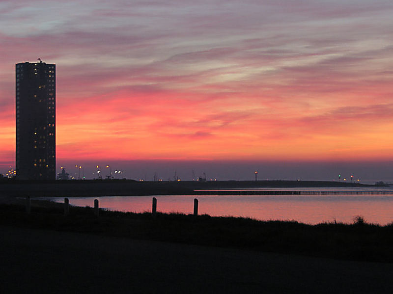 Terneuzen by night