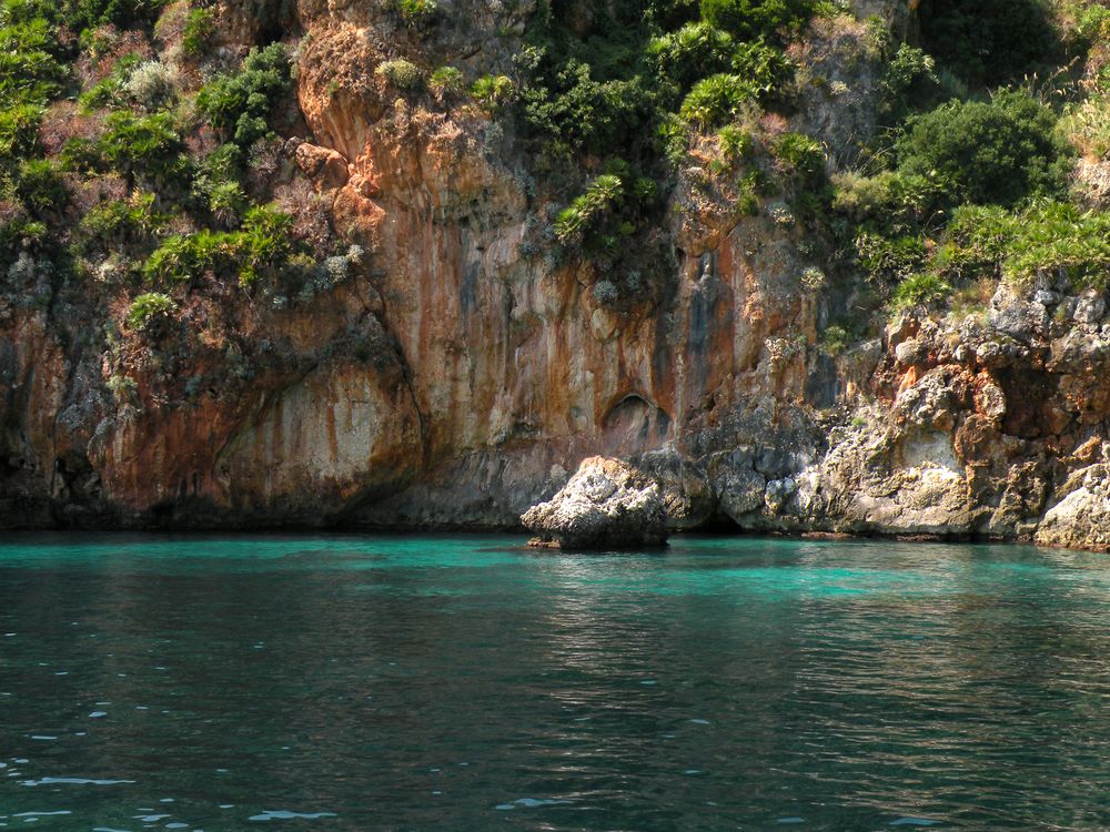 Terra e acqua, contrasti di colori