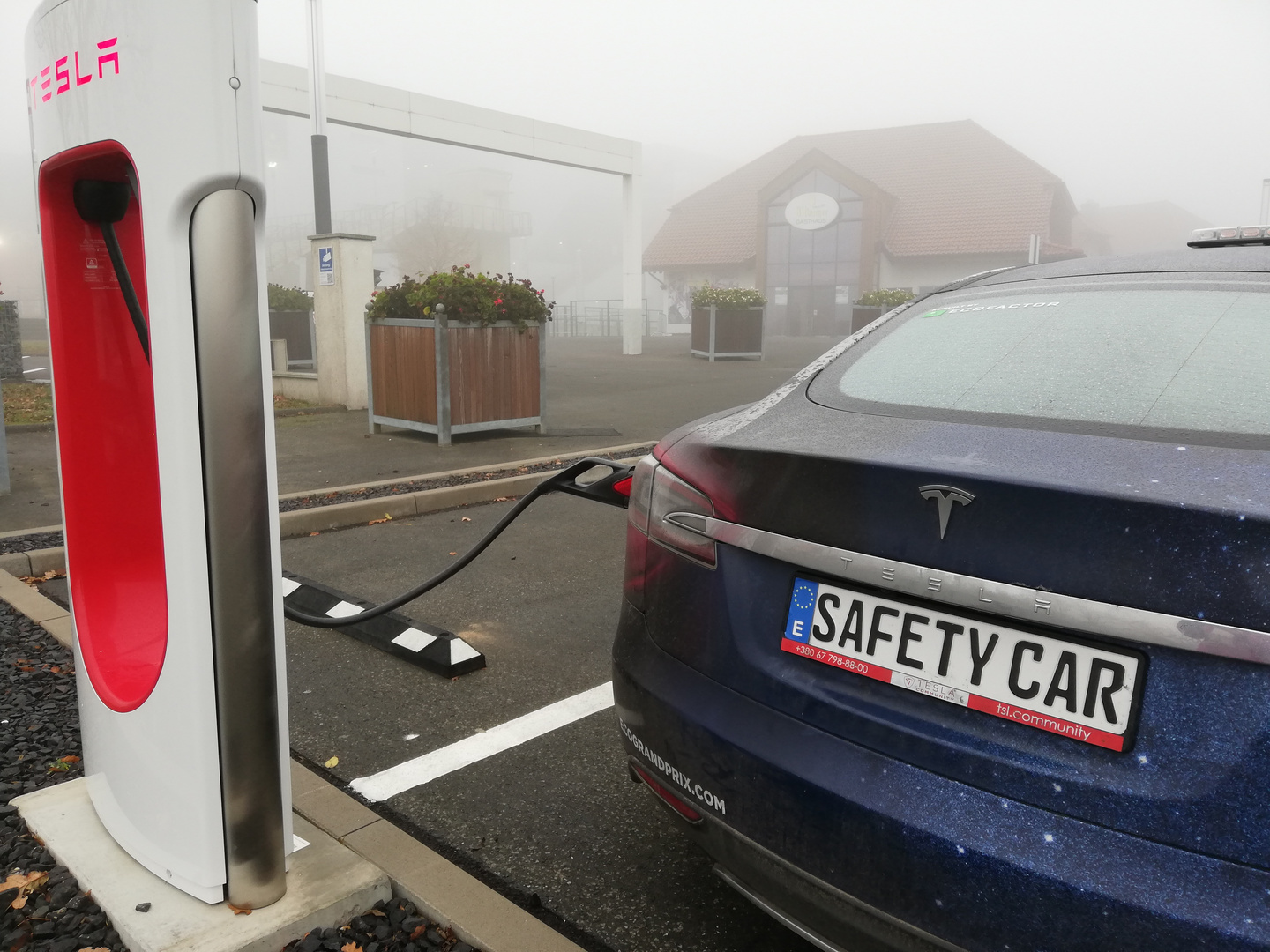 Tesla Model S als Safety Car 