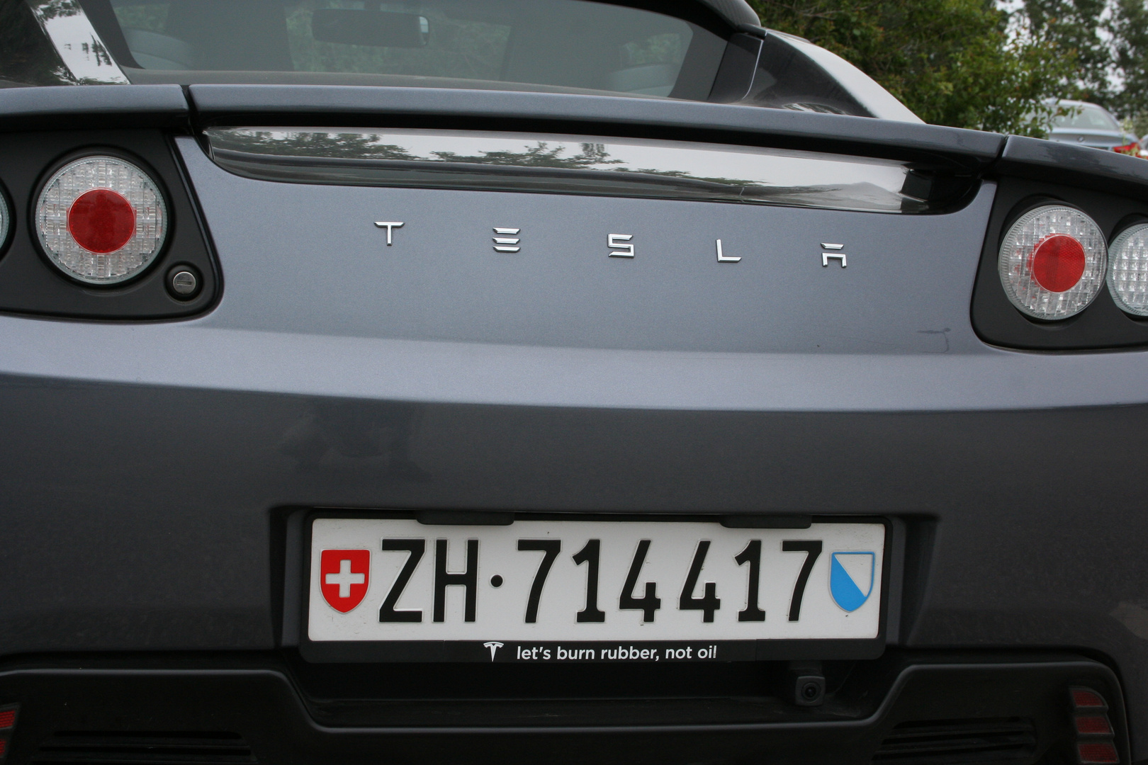 Tesla Model x - Let´s burn Rubber, not oil ... :-)