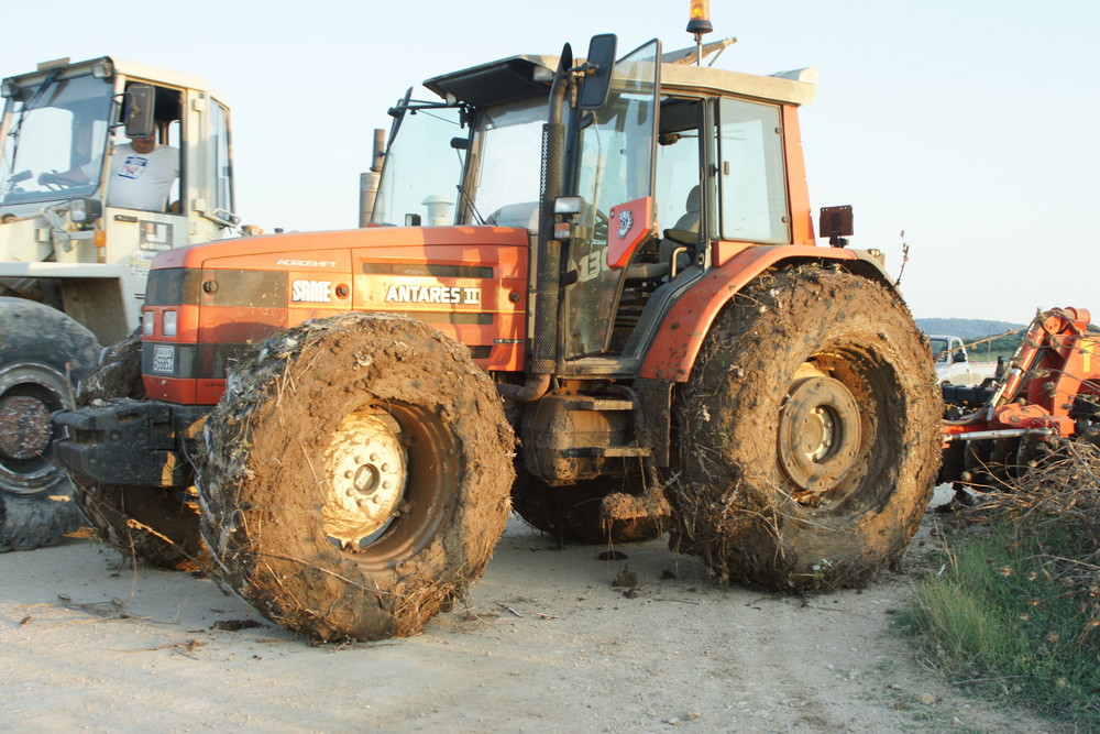 tessera pe tessera (4x4) in Grichenland