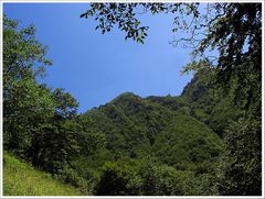 Tessin: schattiger Aufstieg zum Monte Generoso...