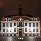 Teterower Rathaus bei Nacht