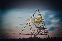 Tetraeder am Abend