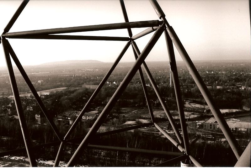 [Tetraeder/ Blick aufs schöne Ruhrgebiet.]