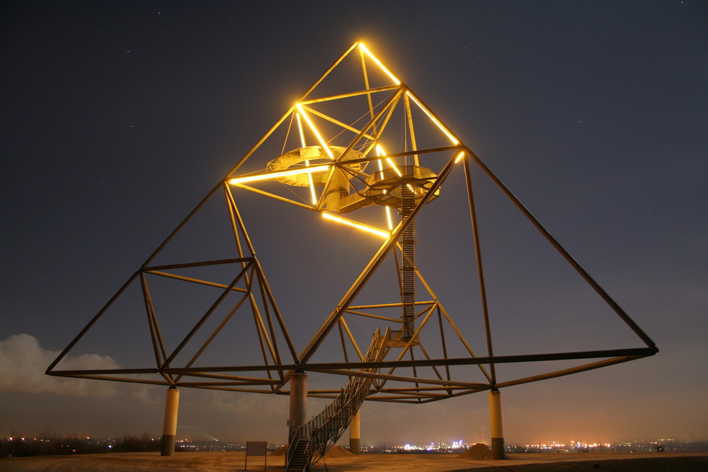 Tetraeder Bottrop nachts