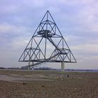 Tetraeder Bottrop und seine Aliens