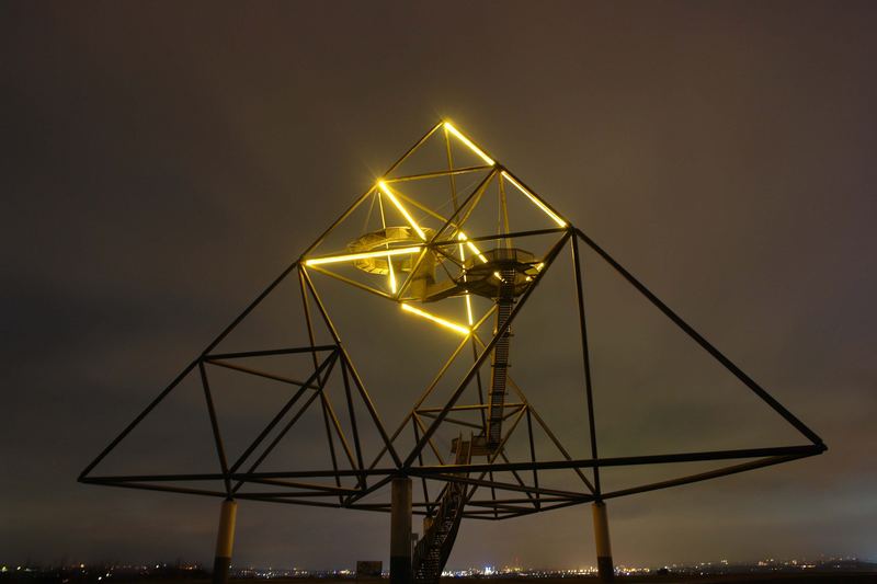 Tetraeder in Bottrop @ night