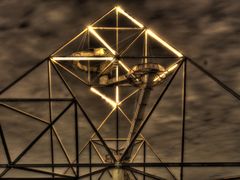 Tetraeder @ Night