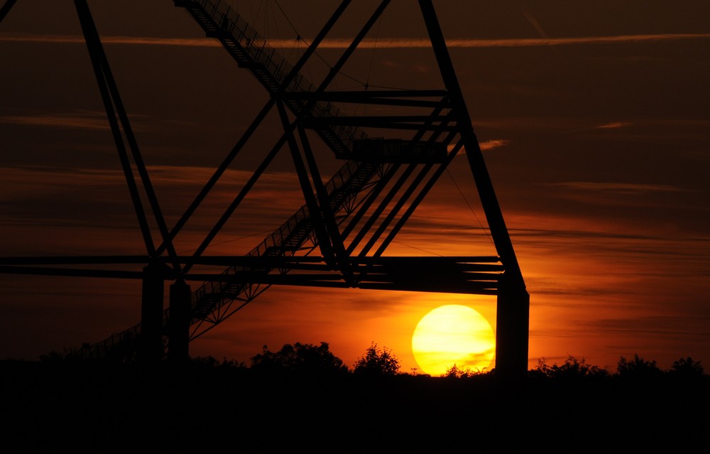 Tetraeder Sundown