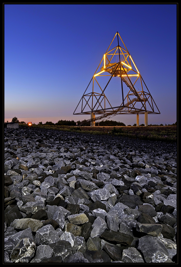 Tetraeder VI