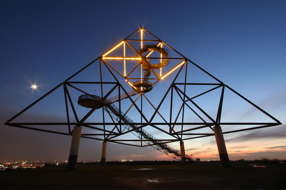 Tetraeder zur Blauen Stunde