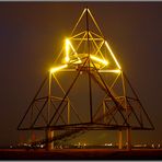 Tetraeder@night I