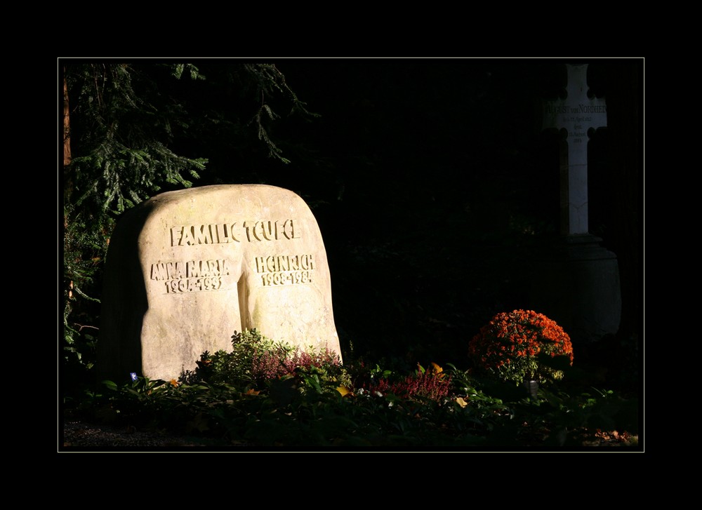 "Teufel" auf dem Friedhof