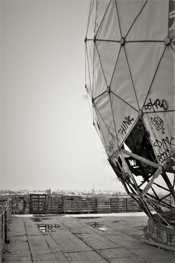 Teufelsberg  Berlin in sw