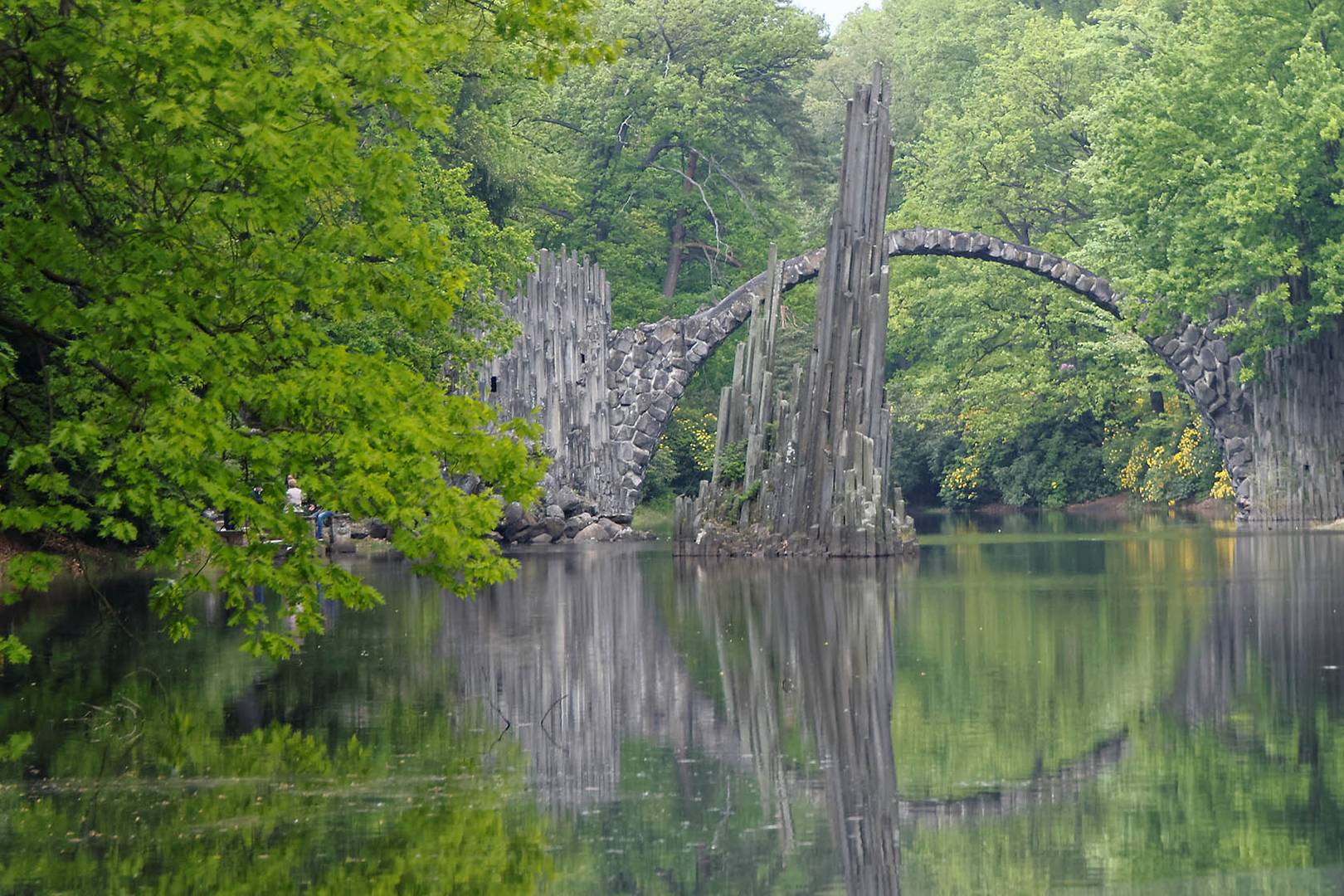 Teufelsbrücke und Basaltnadel