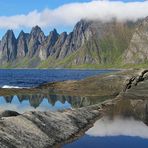 Teufelsgebiss: Felsformation Okshornan an der Außenseite von Senja