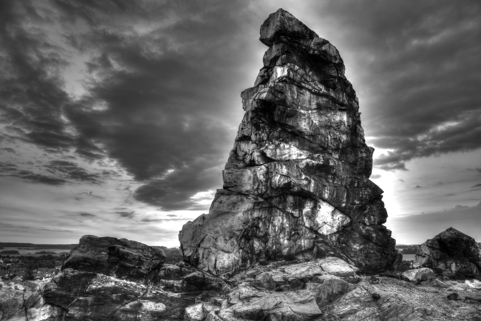 Teufelsmauer . .  *monochrome*